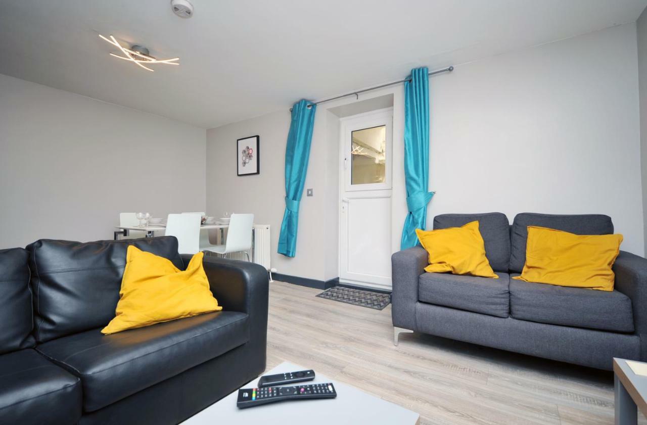 Stone'S Throw City Centre - Tv In Every Bedroom! Swansea Eksteriør bilde
